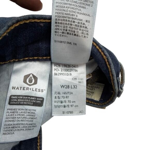 LEVI'S Premium 311 Shaping Skinny Sz 28 Blue Swell - Dark Wash - Picture 6 of 8